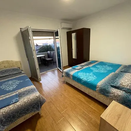 Malina Apartman *