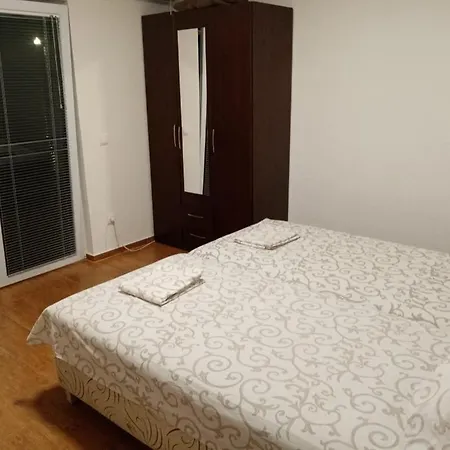 Apartment Malina Apartman Utjeha