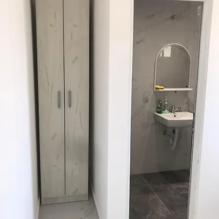 Malina Apartman Apartment Utjeha